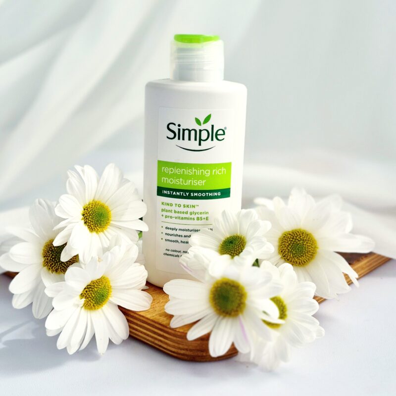 ابرسان مرطوب کننده پوست خشک و نرمال